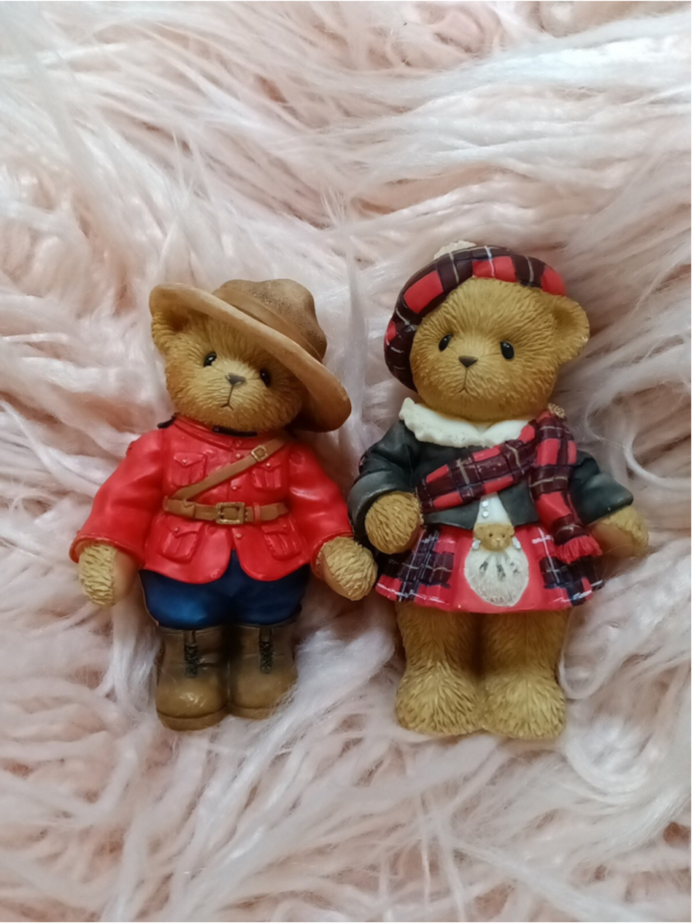 Cherished Teddies Constable Mackenzie & Elaine youre a bonnie lass Inside & Out